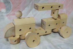 ゲーテのくみ木で作ったクラシックカー